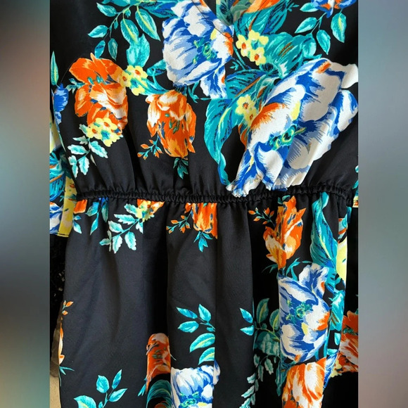 MINKPINK Simply Bloom Playsuit Romper - Picture 7 of 7